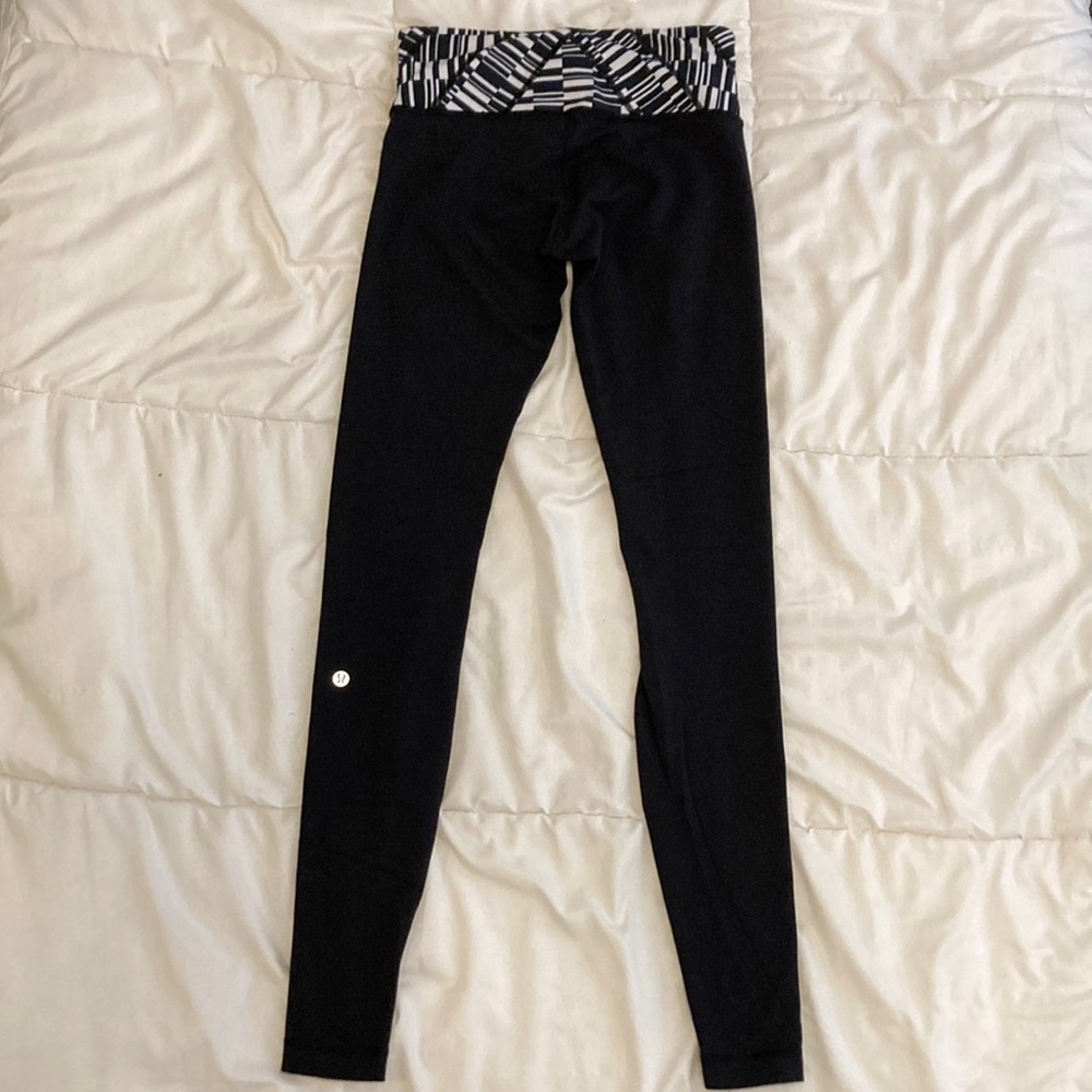 Lululemon Wunder Under Black / Ying Yang Stripe White Black Size 4 - Picture 5 of 11